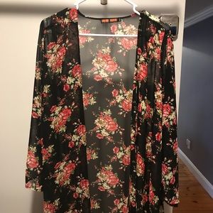 Black Floral High-Low Kimono